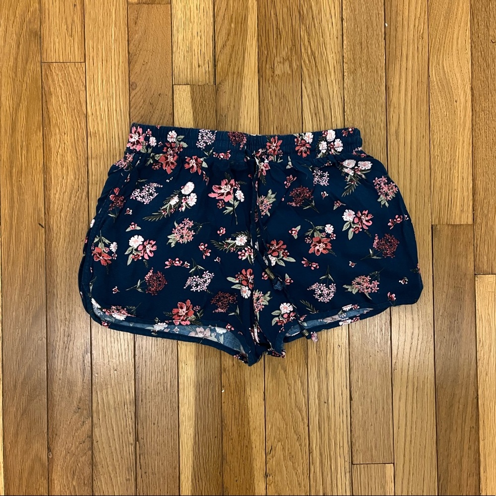 Floral shorts (juniors)